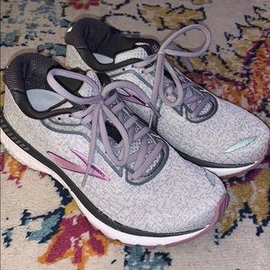 Brooks Adrenaline 20